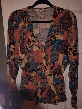 ANDREE BY UNIT Patchwork Floral V-Neck Blouse - Teal, Rust, Navy, Cream